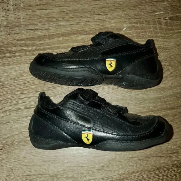 Puma x Ferrari Logo Sneakers Leather Shoes Baby Toddler Size 5 - Picture 1 of 6